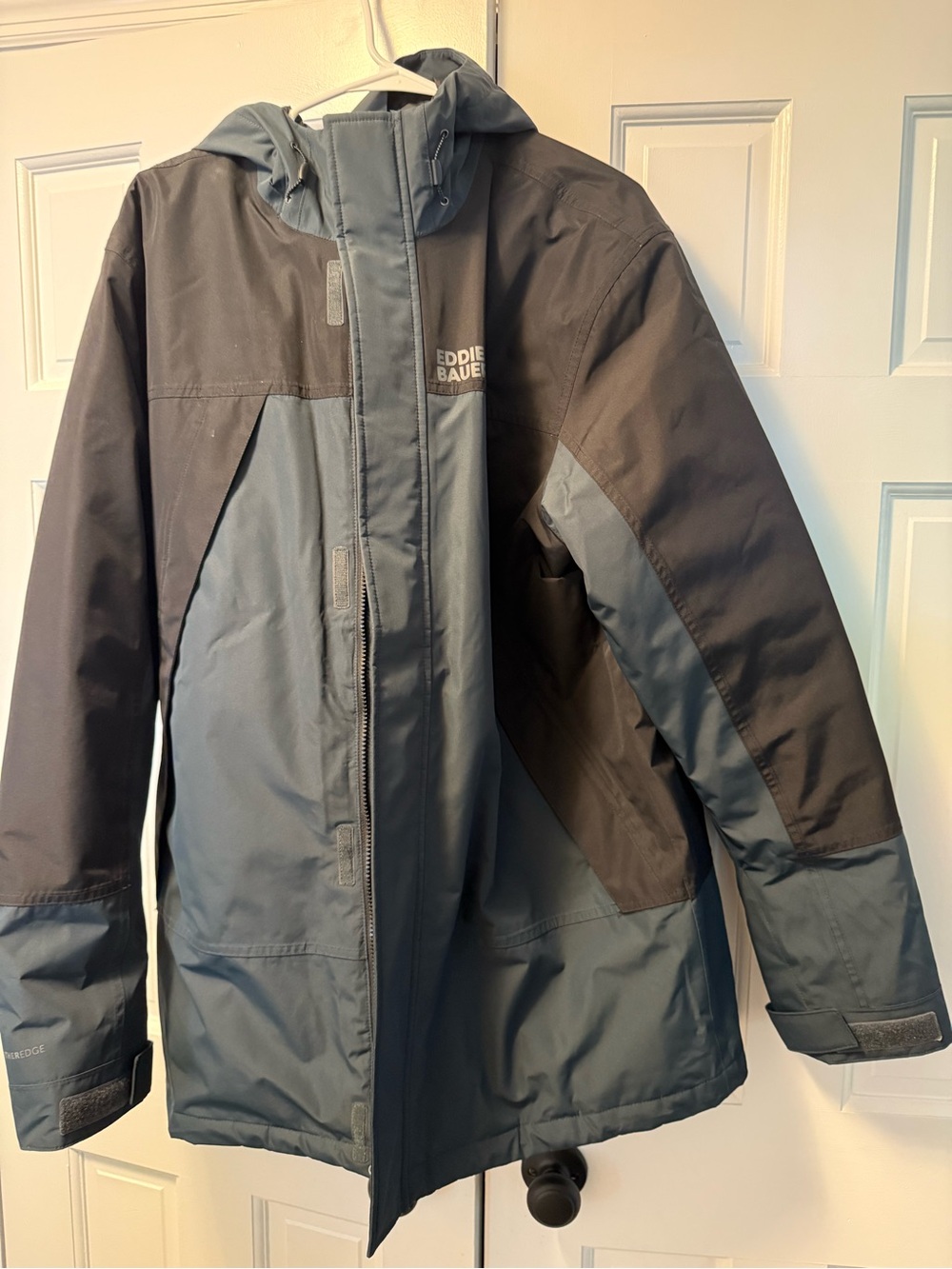 Eddie Bauer Two-Tone Hooded winter jacket in Dark Gray and Slate Blue